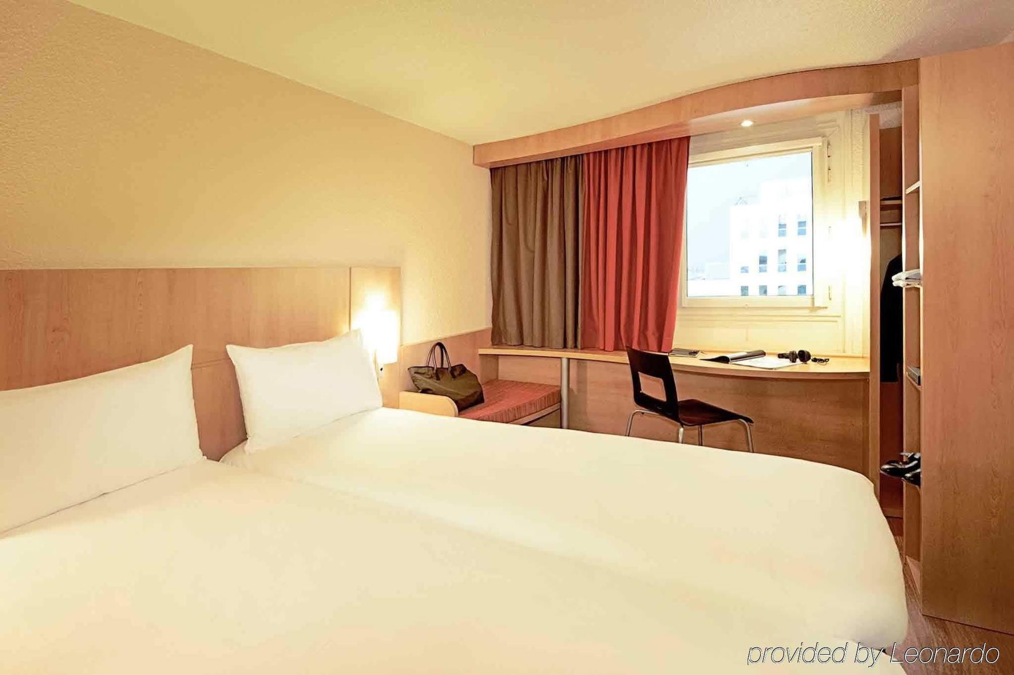 Ibis Hotel Hamburg Alster Centrum מראה חיצוני תמונה